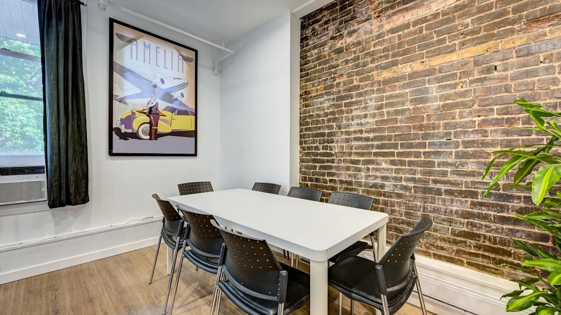Apartment Unique Space Famed St Laurent Blvd Very Walkable Montreal